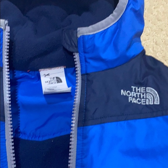 Kids north face reversible jacket - Picture 2 of 5